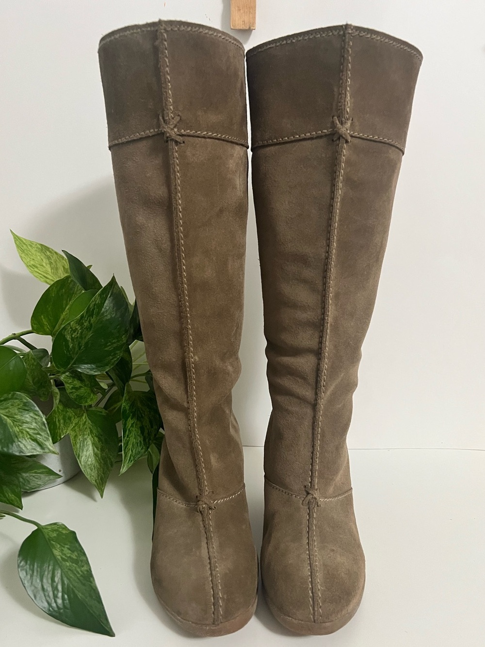 London Fly Suede Leather Knee High Wedge Fall Winter Boots, Tan, Size 8.5